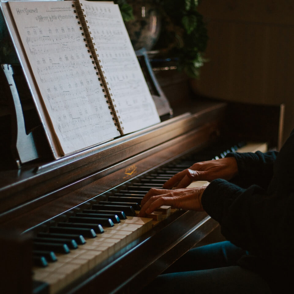 Why Learn Piano piano tutor